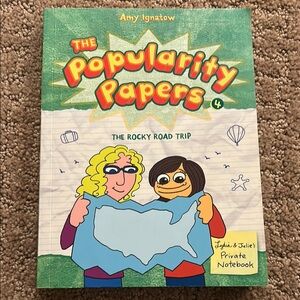 🚨The Popularity Papers Book 4 by Amy Ignatow